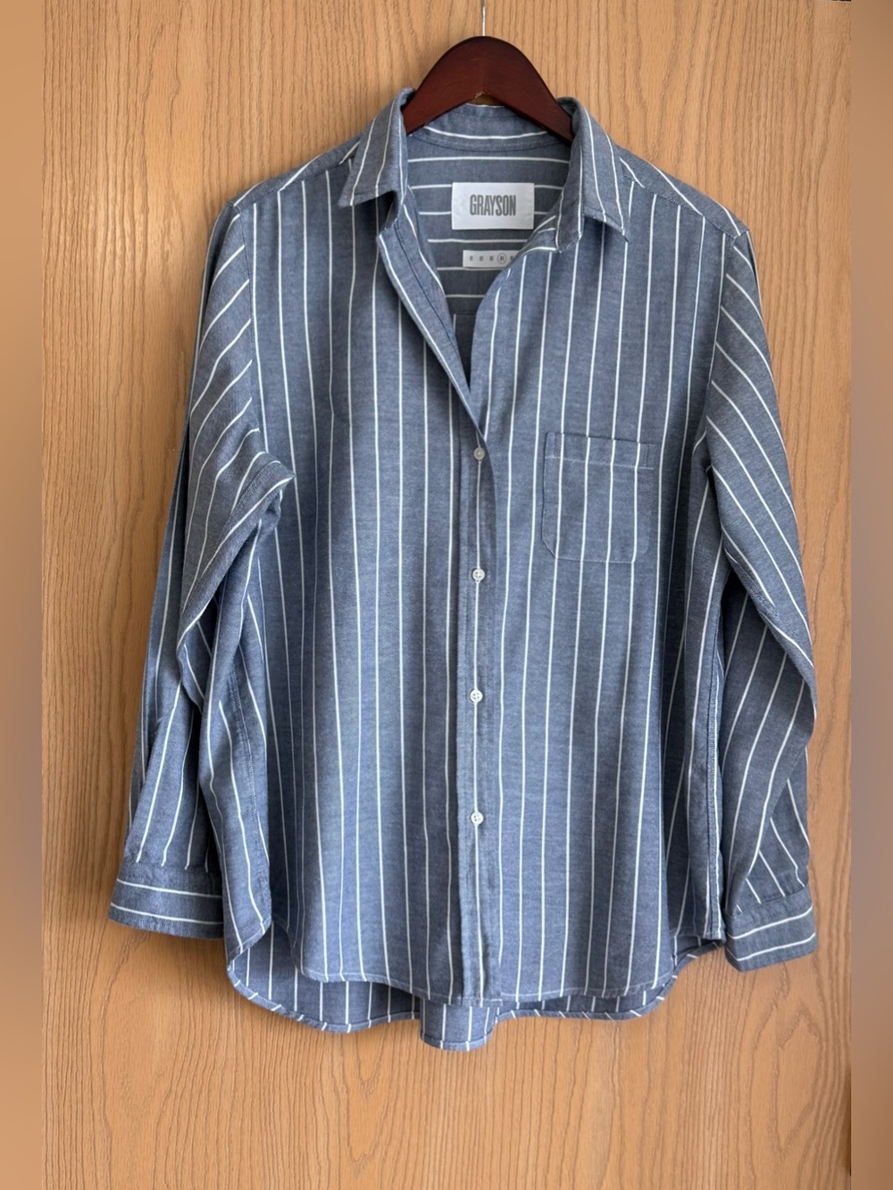 Grayson | SZ 04 (Large) | Gray Striped Button Up Long Sleeve Shirt | Cotton